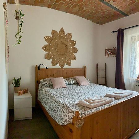 Апартаменти La Casa Rosa Piobesi d'Alba Екстер'єр фото